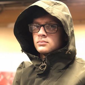 Meet your Posher, Ethan